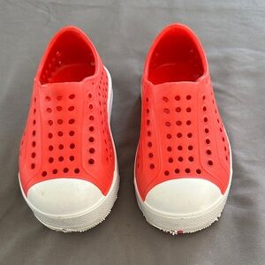 Lily Kids Bright Red Water Shoes